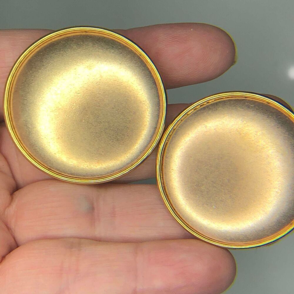 927 Monet Vintage Goldtone signed Bold round 80's Clip-on Earrings
